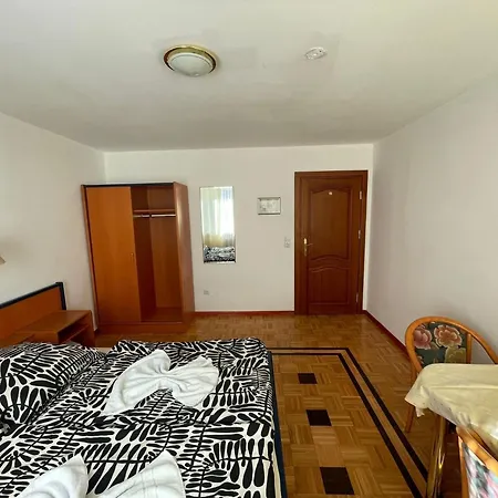 Appartement Doppeltbett 5 *